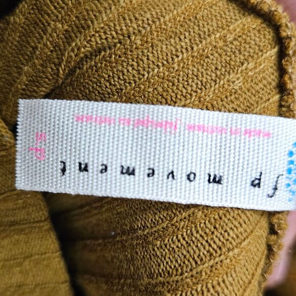 Free People Movement Can't Handle This Crop Top Open Back in High Atlas - Picture 6 of 6